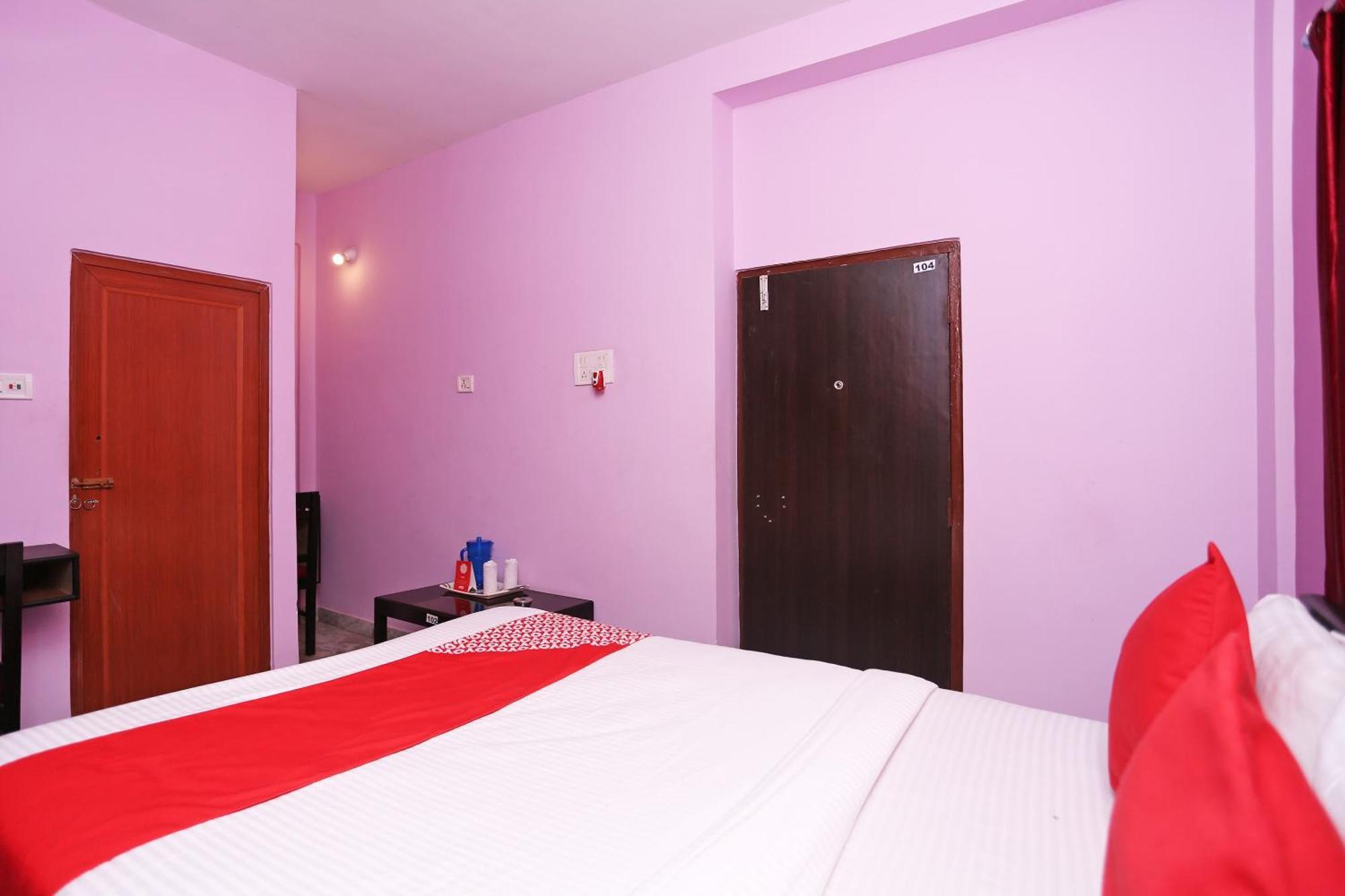 Hotel O Jams Guest House Колката Екстериор снимка
